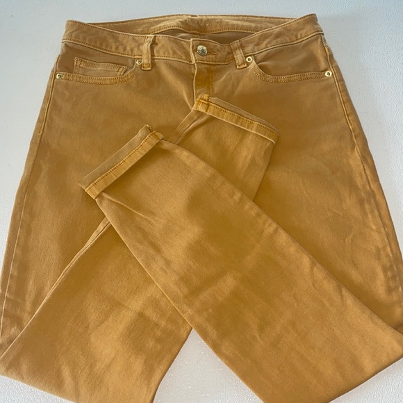 Michael Kors Izzy Skinny Jeans - Picture 8 of 8